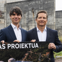 aritza rodero y roberto centeno (atitlan)