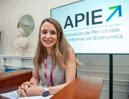 Teresa López (vocal de relaciones institucionales del Colegio de Registradores)